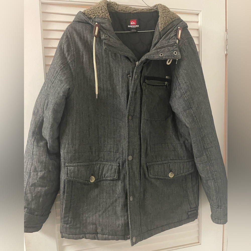 Mens quicksilver jacket size medium
